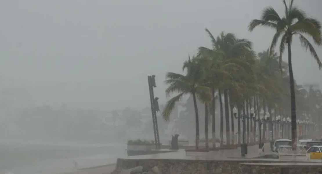 Huracán Simón provocará lluvias de 250 mm en estos estados